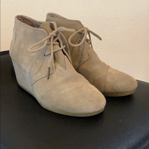 Women’s TOMS Desert Taupe Kala Bootie